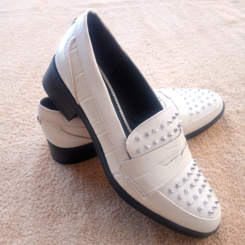 NWOT Sam Edelman Circus Studded Loafers